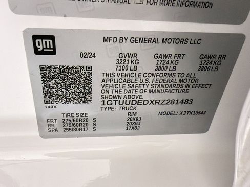 Used 2024 GMC Sierra 1500 SLT w/ SLT Premium Package image 19