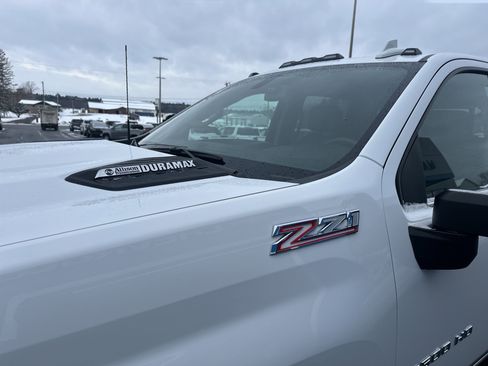 Certified 2023 Chevrolet Silverado 2500 LTZ w/ LTZ Convenience Package image 4