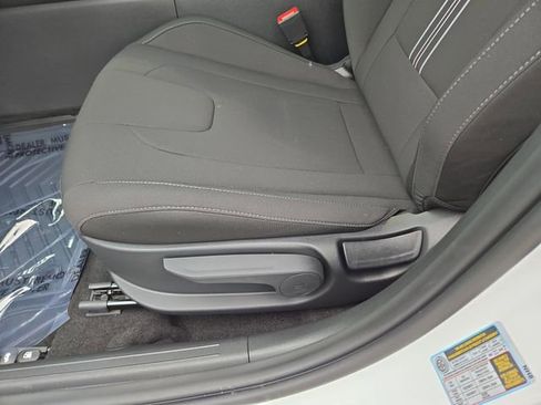 New 2026 Hyundai Elantra Sport FWD image 27