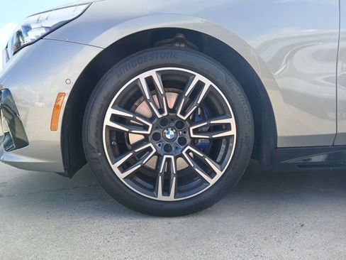 Used 2024 BMW 530i w/ M Sport Package RWD image 5