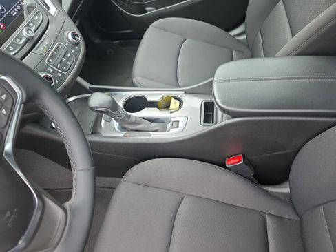 Used 2024 Chevrolet Malibu LT w/ Sport Edition FWD image 16