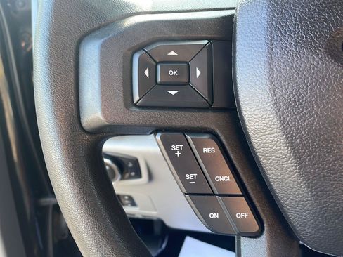 Used 2019 Ford F250 XLT w/ XLT Premium Package AWD/4WD image 15