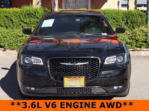 Used 2020 Chrysler 300 S image 3
