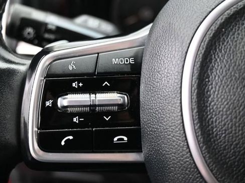 Used 2021 Kia Sorento S FWD image 17