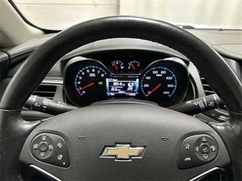 Used 2017 Chevrolet Impala Premier w/ Enhanced Convenience Package image 10