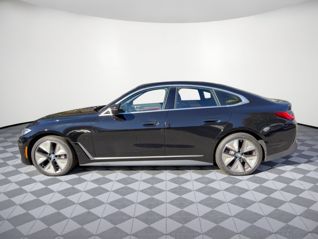 Used 2024 BMW i4 eDrive35 w/ Premium Package RWD image 2