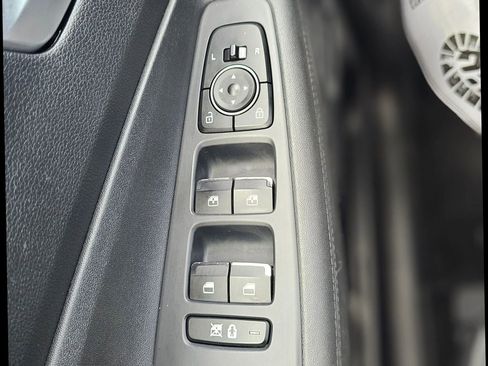 Used 2020 Hyundai Santa Fe SEL image 27