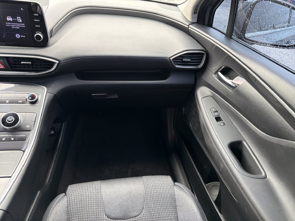 Used 2022 Hyundai Santa Fe SEL FWD image 15