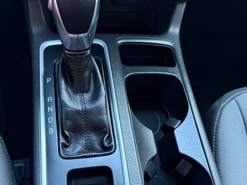 Used 2017 Ford Escape S image 25