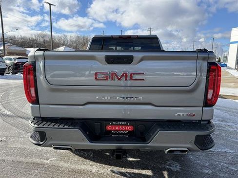 Certified 2025 GMC Sierra 1500 AT4 w/ AT4 Premium Package image 5