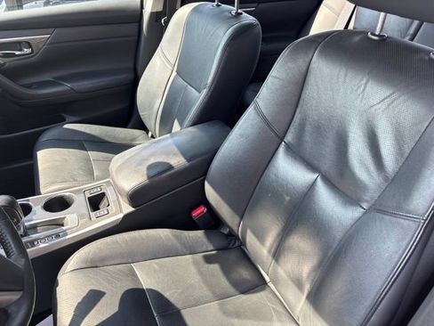 Used 2015 Nissan Altima 2.5 SL w/ Technology Package FWD image 19