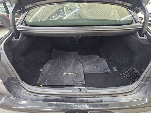 Used 2017 Lexus LS 460 w/ F Sport Midnight Edition image 13