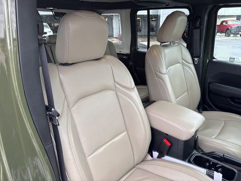 Used 2023 Jeep Wrangler Unlimited Sahara w/ Cold Weather Group image 12
