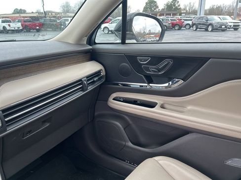 Used 2024 Lincoln Corsair Grand Touring w/ Equipment Group 301A image 17