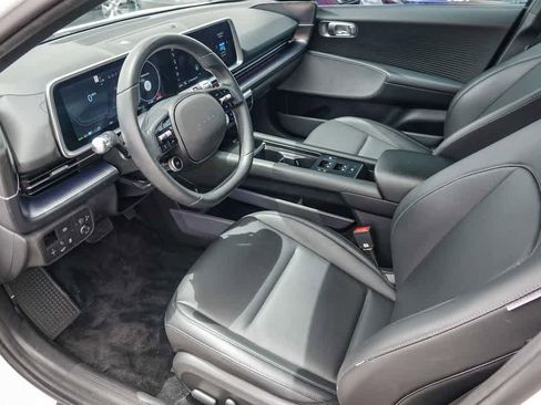 Used 2023 Hyundai Ioniq 6 SEL AWD/4WD image 16