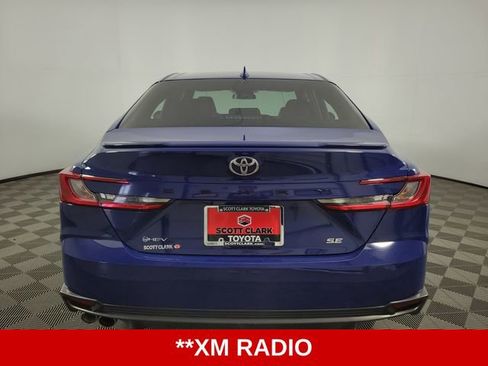 Used 2025 Toyota Camry SE image 7