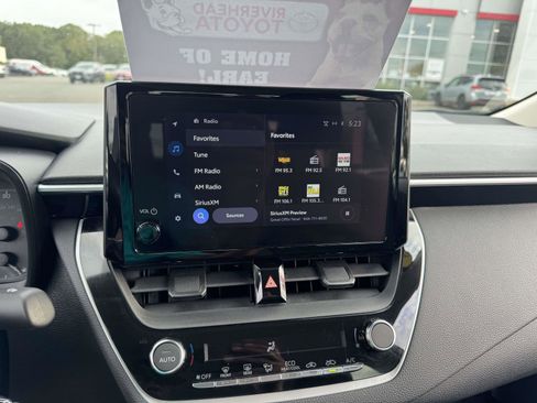 Used 2024 Toyota Corolla LE image 20