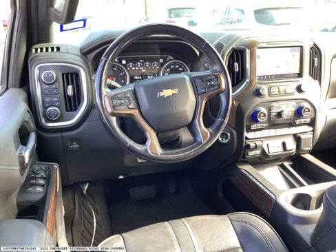 Used 2021 Chevrolet Silverado 2500 High Country w/ Z71 Off-Road Package image 10