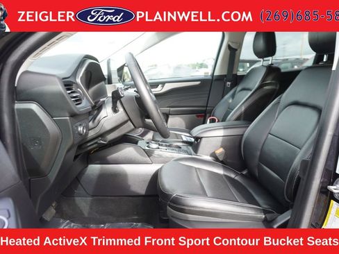 Used 2022 Ford Escape SEL w/ Equipment Group 302A AWD/4WD image 17