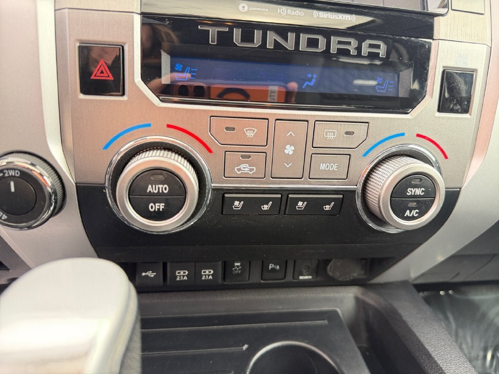 Used 2021 Toyota Tundra Platinum AWD/4WD image 33