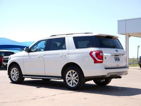 Used 2021 Ford Expedition XLT AWD/4WD image 5