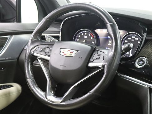 Used 2021 Cadillac XT6 Sport AWD/4WD image 36