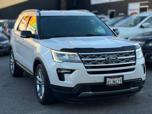 Used 2018 Ford Explorer XLT w/ Equipment Group 202A image 44