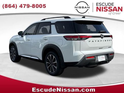 New 2026 Nissan Pathfinder Platinum FWD image 5