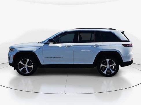Used 2022 Jeep Grand Cherokee Limited 4xe image 9