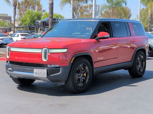 Used 2023 Rivian R1S Adventure AWD/4WD image 5