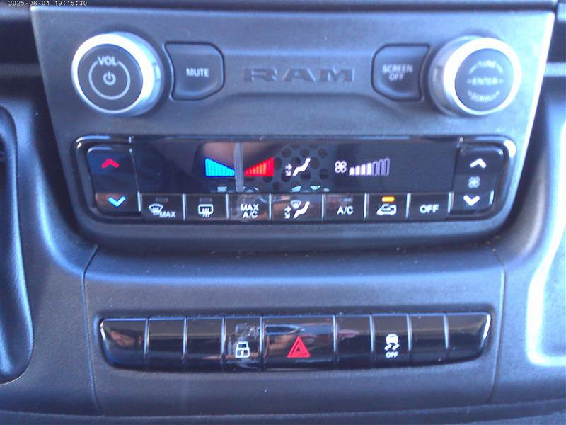 Used 2025 RAM ProMaster 2500 w/ U-Haul Equipment Group FWD image 14