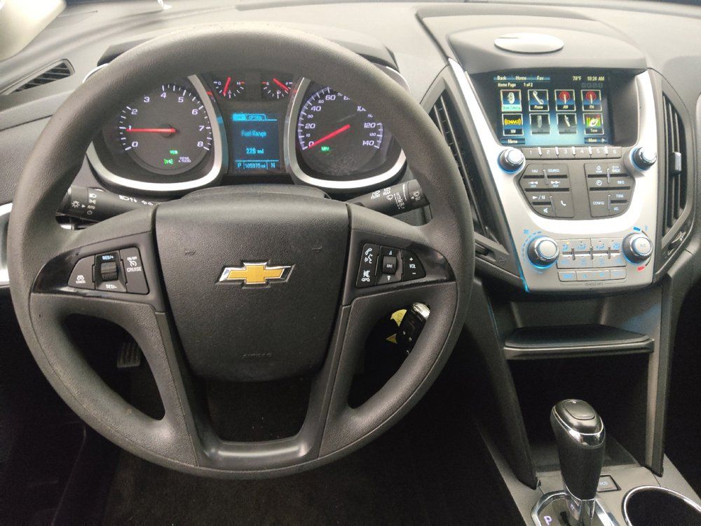 Used 2017 Chevrolet Equinox LS FWD image 22