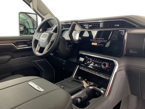 New 2026 GMC Sierra 3500 Denali w/ Denali Reserve Package image 52