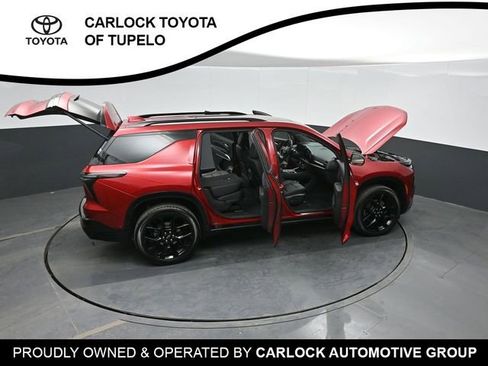 Used 2024 Chevrolet Traverse RS image 49