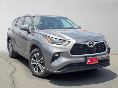 Certified 2026 Toyota Highlander XLE