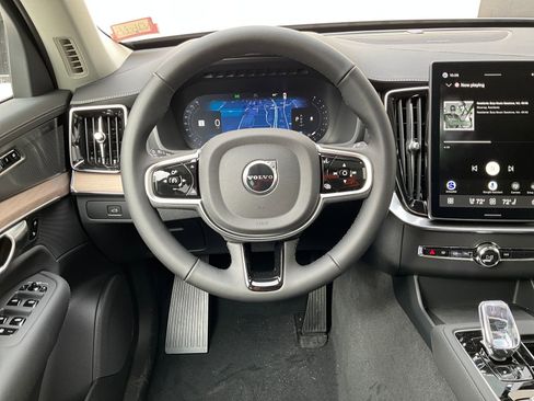 New 2026 Volvo XC90 B6 Plus w/ Protection Package image 14