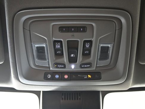 Used 2025 Chevrolet Silverado 2500 LTZ w/ LTZ Plus Package AWD/4WD image 34