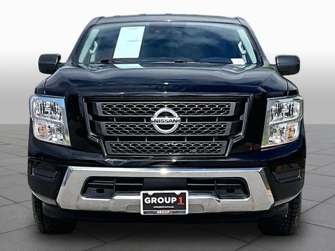 Used 2022 Nissan Titan SV RWD image 4
