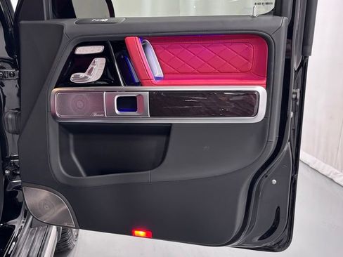 Certified 2022 Mercedes-Benz G 63 AMG 4MATIC image 20