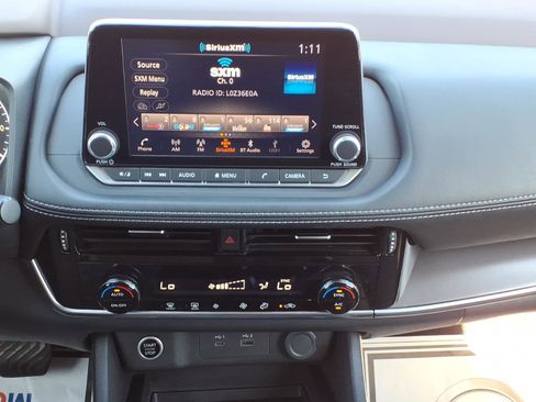 Certified 2023 Nissan Rogue SV image 25