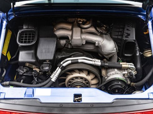 Used 1996 Porsche 911 image 34