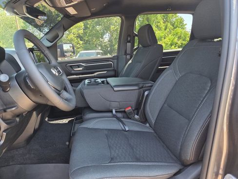 Used 2026 RAM 1500 Big Horn AWD/4WD image 11
