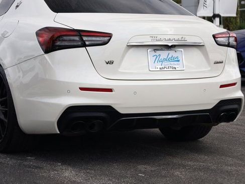 Certified 2022 Maserati Ghibli Trofeo image 7