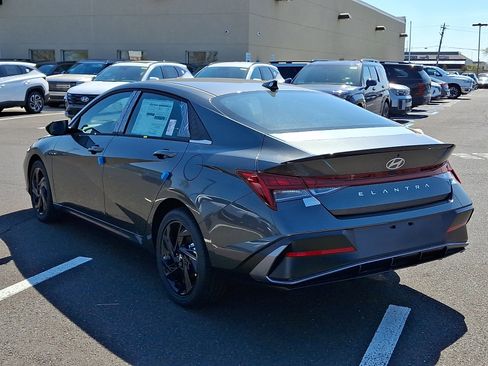 New 2026 Hyundai Elantra SEL Sport Premium FWD image 4
