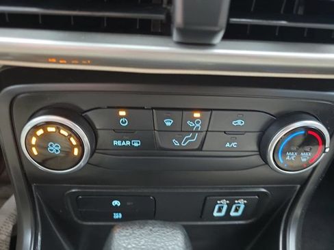 Used 2022 Ford EcoSport S AWD/4WD image 27