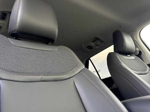 New 2026 Ford Explorer Active w/ Active Comfort Package image 17