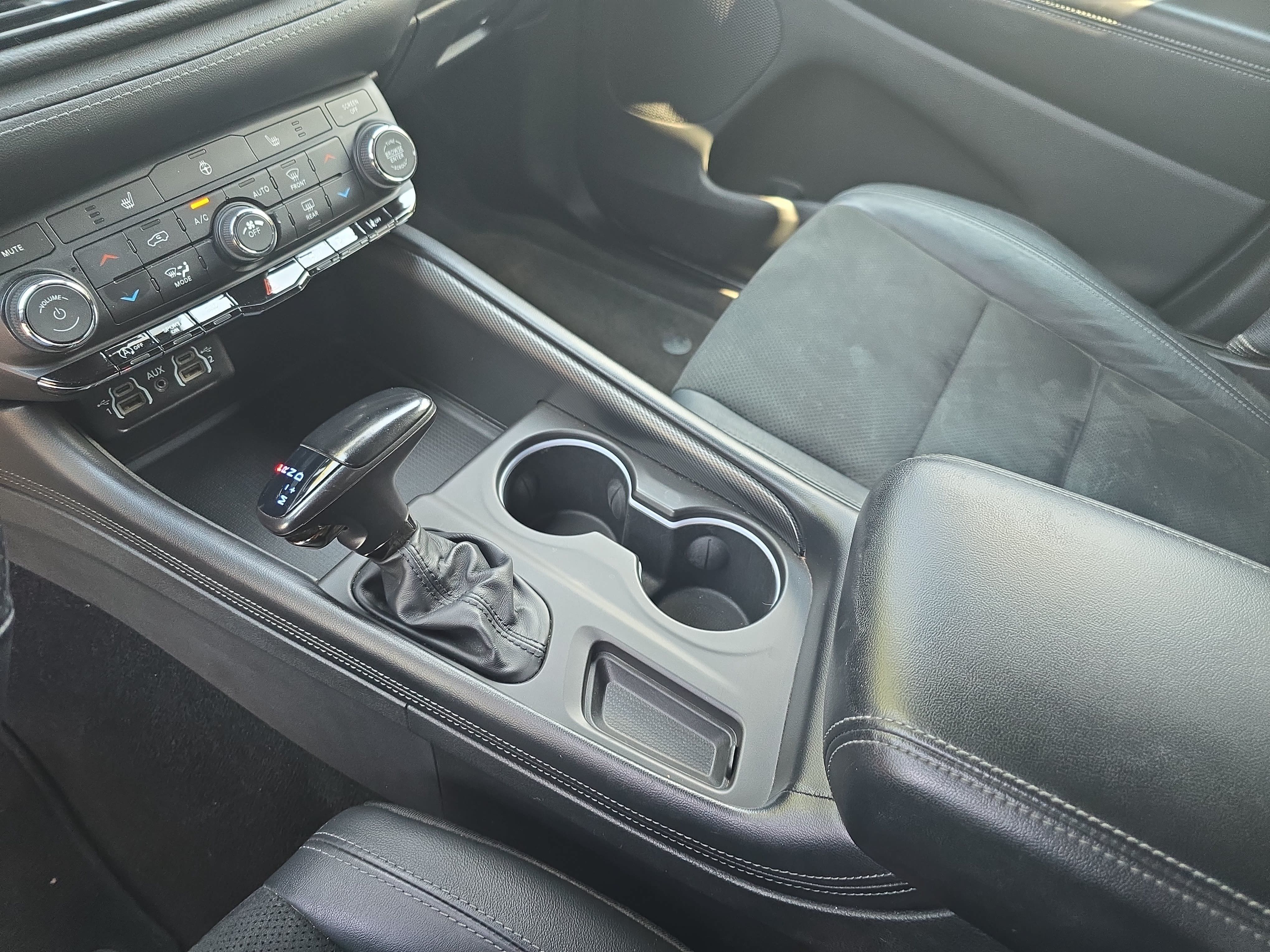Used 2022 Dodge Durango GT RWD image 26