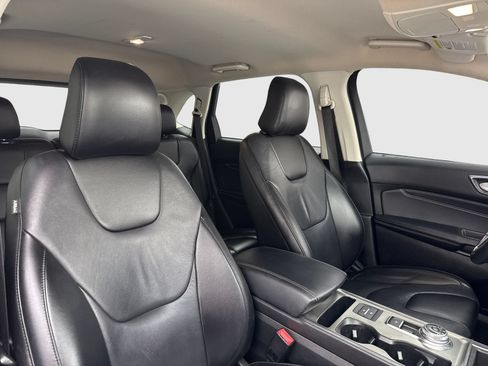 Used 2022 Ford Edge Titanium AWD/4WD image 39