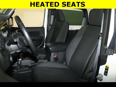 Used 2022 Jeep Wrangler Sport S image 3