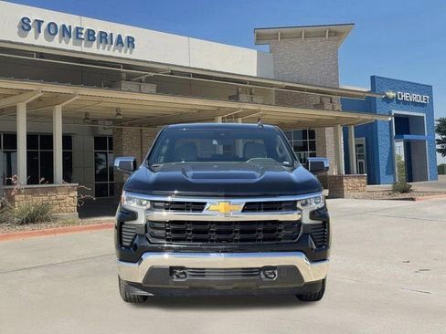 Used 2025 Chevrolet Silverado 1500 LT image 9